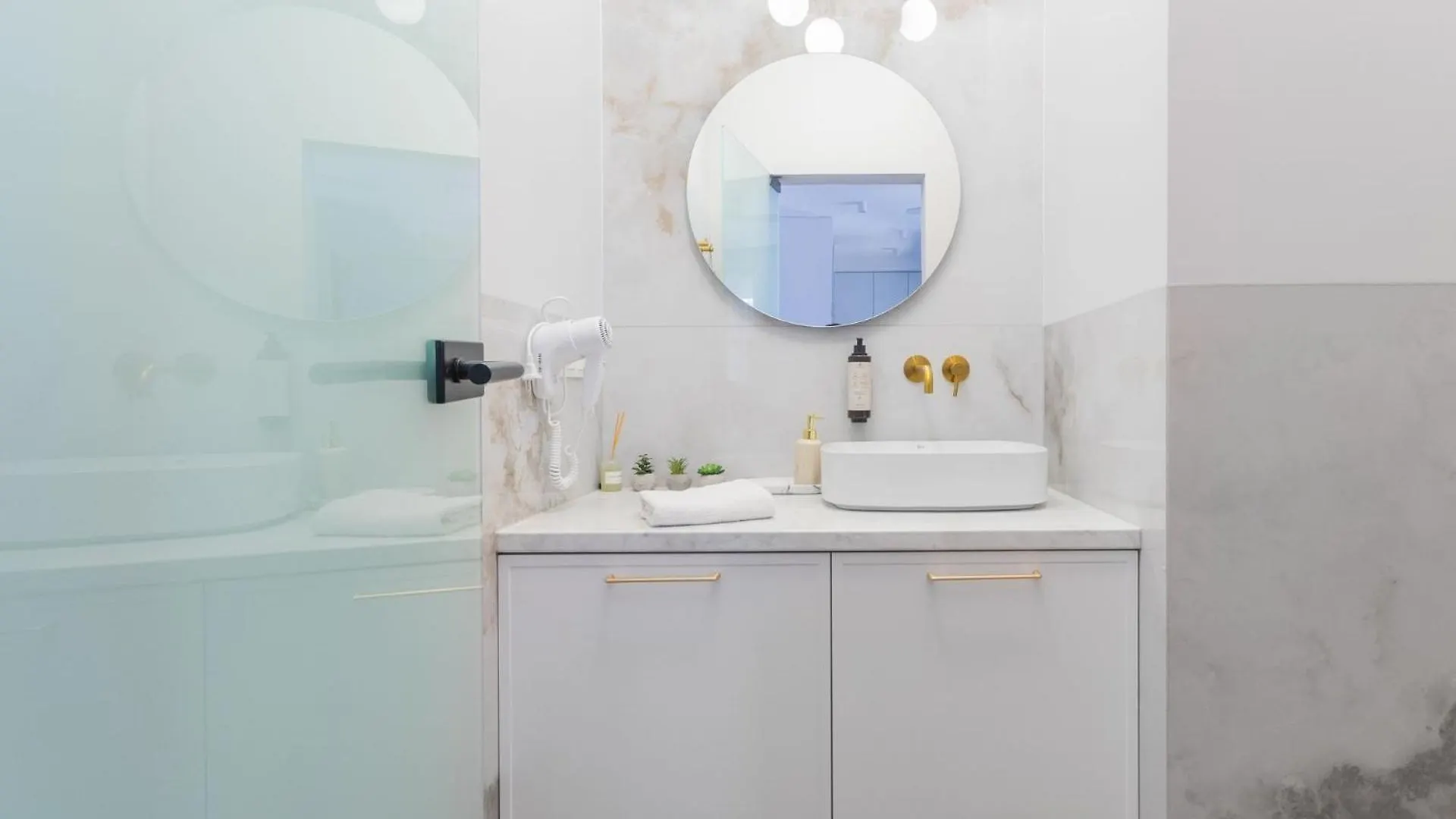 Doki Studio Premium Z Wanna By Grand Apartments Gdaňsk Polsko